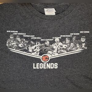 Pro Weight Delta Calgary Flames Legends Men's L Grey Tee Hockey Shirt B57